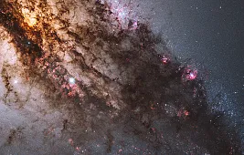 Что является источником излучения в радиогалактиках и как они возникают